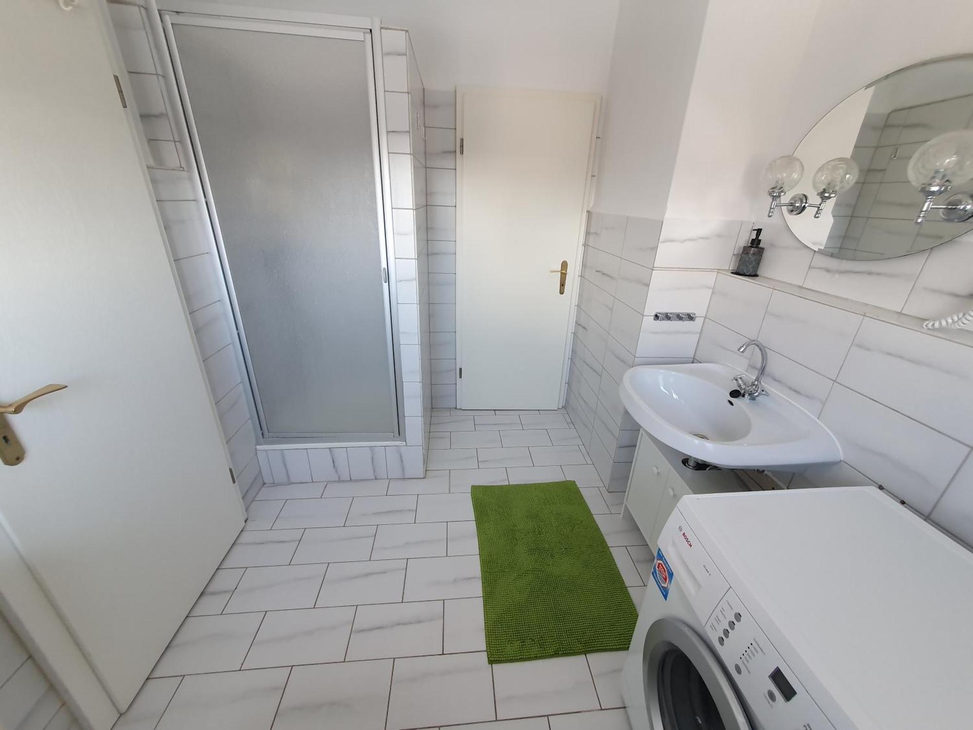 Neumuehler Hof- Ferienwohnung "Thomas" 3 Zimmer,3 Baeder Mit Dusche, Kostenfreie Parkplaetze Vor Dem Haus Schwerin  Buitenkant foto